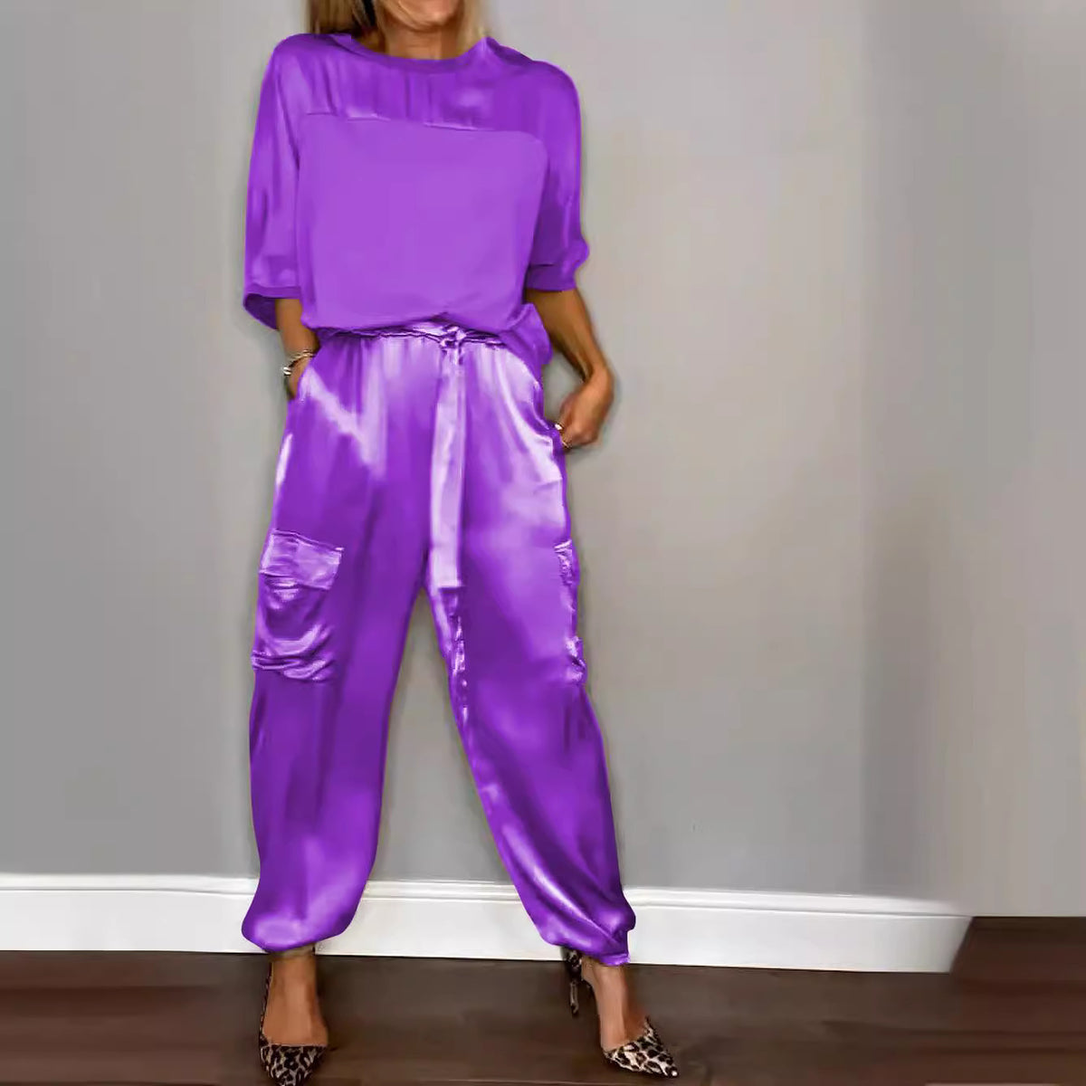 Fashionable Half-sleeved Top & Pants Two-piece Set