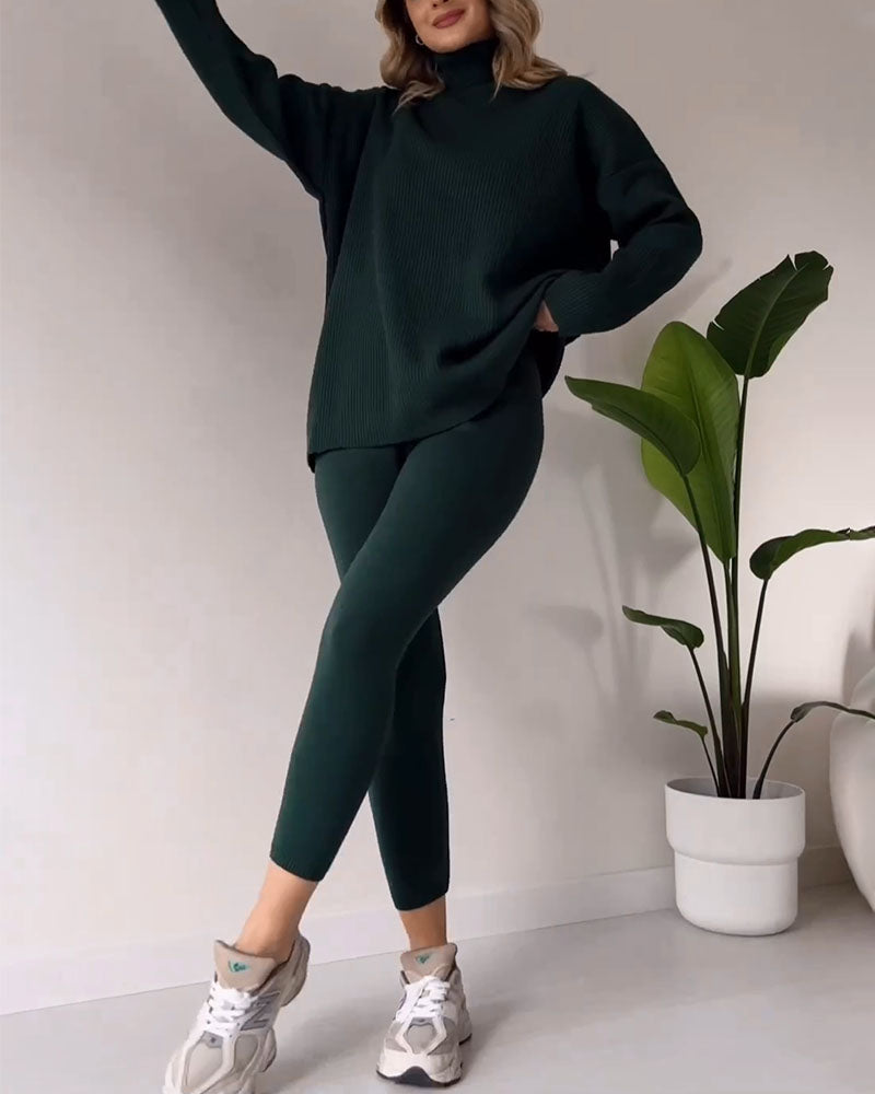 Chic turtleneck top and slim trousers two-piece set