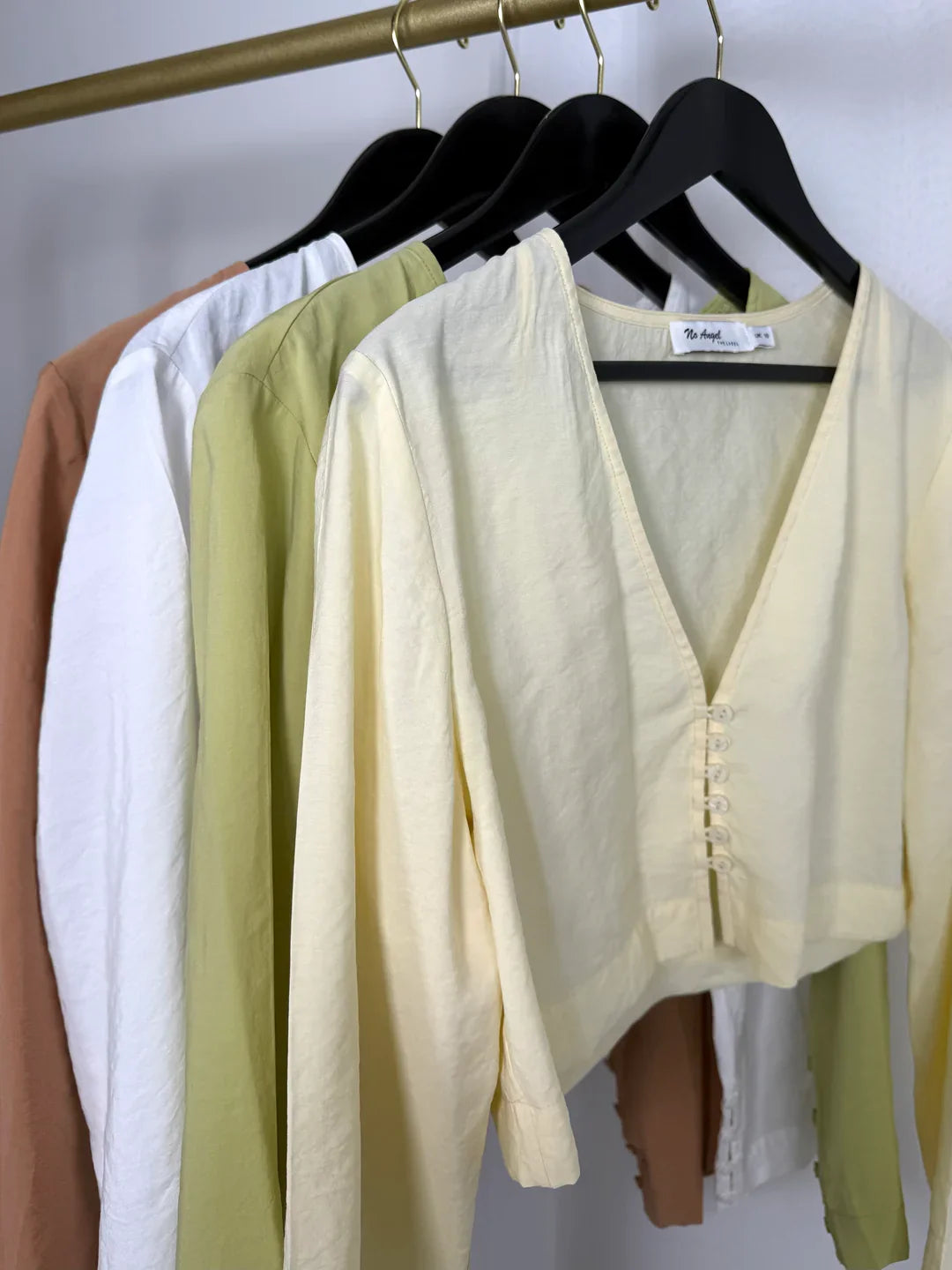 CAPRI - Cropped Shirt (Caramel)