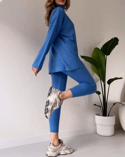 Chic turtleneck top and slim trousers two-piece set